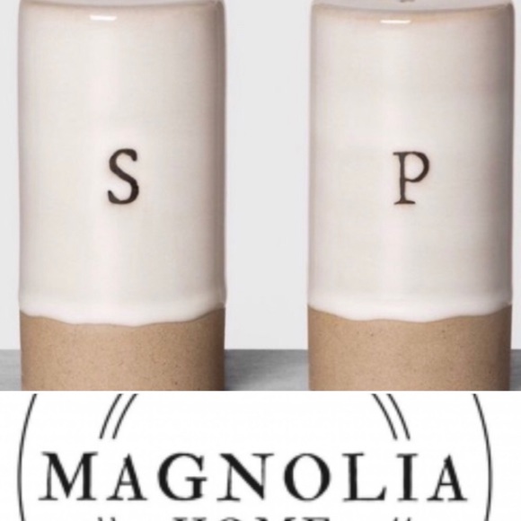 ❤️ MAGNOLIA Salt and Pepper shakers ❤️NWT - Picture 2 of 5